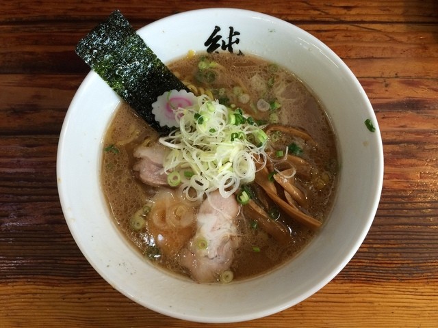 料理写真 じゅんちゃんラーメン 愛環梅坪 ラーメン 食べログ