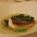 Le Bourguignon - 鮎魚女はスープ仕立てでイタリアンっぽい　スープは鶏のスープなところがミソ