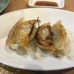 布施 細見商店 - 餃子セット（ごはん、餃子４ヶ）（￥200）