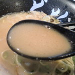 ど とんこつ 石宗 - あっさり風なスープ