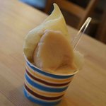 ジェラテリア ジェリーム - ｸﾞﾗﾝﾏﾙﾆｴ、もも、ﾚﾓﾝ