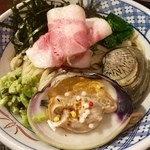 麺や庄の - このビジュアル待ってました！！
      そら豆、菜の花が香ります。