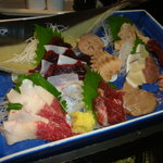 くじらのお宿 一乃谷 - 鯨刺盛10部位（鹿の子・尾身も）