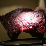 くじらのお宿 一乃谷 - 鯨ステーキ用の鯨身