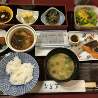 中之島なだ万 - 