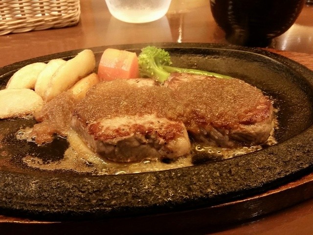 アウグスタ August 東武宇都宮 ステーキ 食べログ