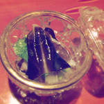 御料理 樋渡 - トリガイと花わさび、山うどの和え物