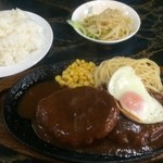 TEDOY'S DINER - Wハンバーグセット(大盛)【料理】