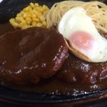 TEDOY'S DINER - Wハンバーグは目玉焼き付きです【料理】