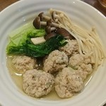 稲垣種鶏場 - ３パパ流せせり団子鍋の完成♪