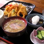 食い処 飲み処 久平 - 魚フライ定食（１,０００円）