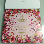 GODIVA - 90周年記念コレクションのクッキー！ 2160円