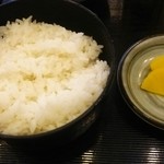 丸萬 - ごはんに漬物