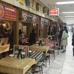 ティーヌン - お店の前は、こんな感じ(^_−)−☆