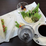 Cafe & Dining Enn - 