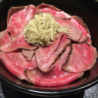 味鉄 東京赤坂店 - 神戸牛炙り鉄火丼
