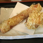 しんぺいうどん - チクワと半熟玉子の天ぷらです。（2016.3）