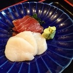 魚料理 渋三吉成 - おかず１：お刺身