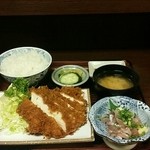 Daihachi - チーズ入りチキンカツと鯵叩き：830円
                        