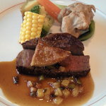 ファムネット - 牛フィレ肉のソテーマデラソース