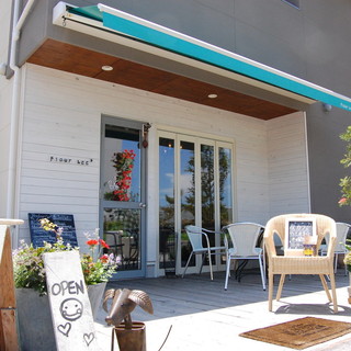 フラワー・ビー_2