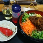 八丁味噌まぜめん(850円)
          