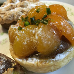 お菓子工房 あひる堂 - あんずのタルト