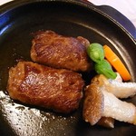 花長 - 牛の焼物（雪）
