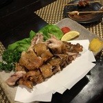 炭火焼鳥あずま - 骨付き鶏もも唐揚げ　2016.3再訪