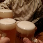 h Jiji - まずは、生ビールで乾杯♪