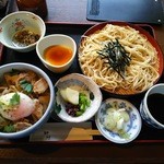 そば膳席 砂場 - 変わり親子丼膳です