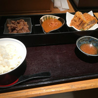 赤坂 金舌 - 上遅得定食、最初に出てくるセット