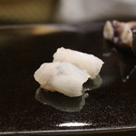 日本橋蛎殻町 すぎた - オコゼの身で肝や胃袋やハラミを包んで