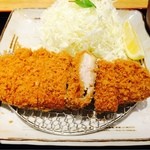 Tonkatsu Maisen - サクサクでとてもサッパリしていて食べ易いです。