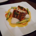 デザミ - メイン①：愛媛産八幡浜産鯛のソテーサフランソース