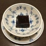 と村 - 黒蜜のれんこん餅