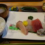 ごはんや くるり - 