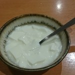 幸楽苑 - いつまでも食べられるデザートの杏仁豆腐 大好きです。