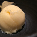 博多もつ鍋 蟻月 - デコポンのシャーベット