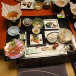 望川館 - 個室での夕食