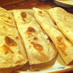 ミルミレ - ロティ（インドのチャパティと似ています）