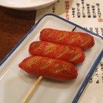 かぶら屋 - 赤ウインナー串焼き