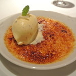 ラ・トルテュ - 新生姜のクレーム・ブリュレ
      生姜のコンフィ、八角のアイス