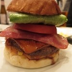 No.18ダイニングバー - キャラメルベーコンチーズバーガー