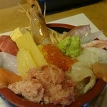 たぬきすし - 海鮮丼