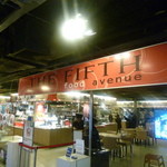 THE FIFTH food avenue - 入り口