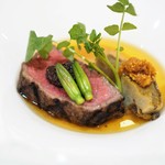 土佐赤牛と活鮑の一皿