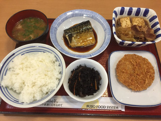 Seki Midorigaoka Shokudou - 鯖の味噌煮、ハムカツ、牛肉のすき焼き風、ひじき煮、ご飯、味噌汁。