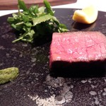 クッチーナ イタリアーナ ガッルーラ - 香川産オリーブ牛の赤身肉炭火焼き