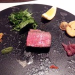 クッチーナ イタリアーナ ガッルーラ - 香川産オリーブ牛の赤身肉炭火焼き